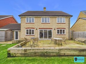 Rear Aspect - click for photo gallery